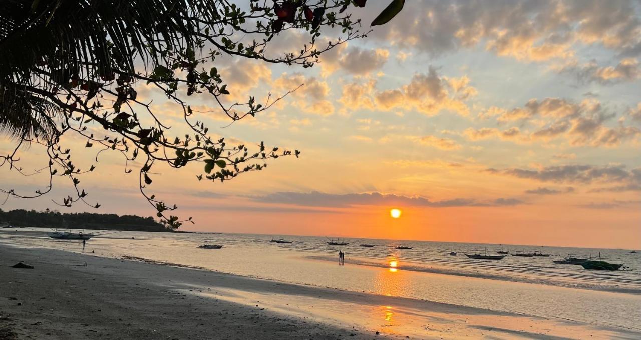 Treasure Beach Resort Carles Ngoại thất bức ảnh