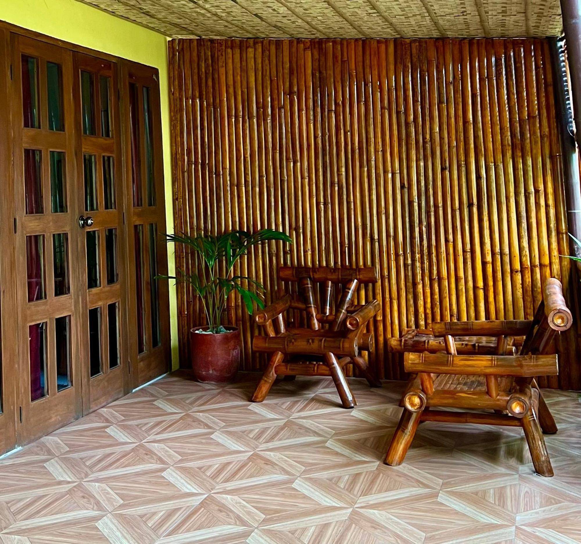 Treasure Beach Resort Carles Ngoại thất bức ảnh