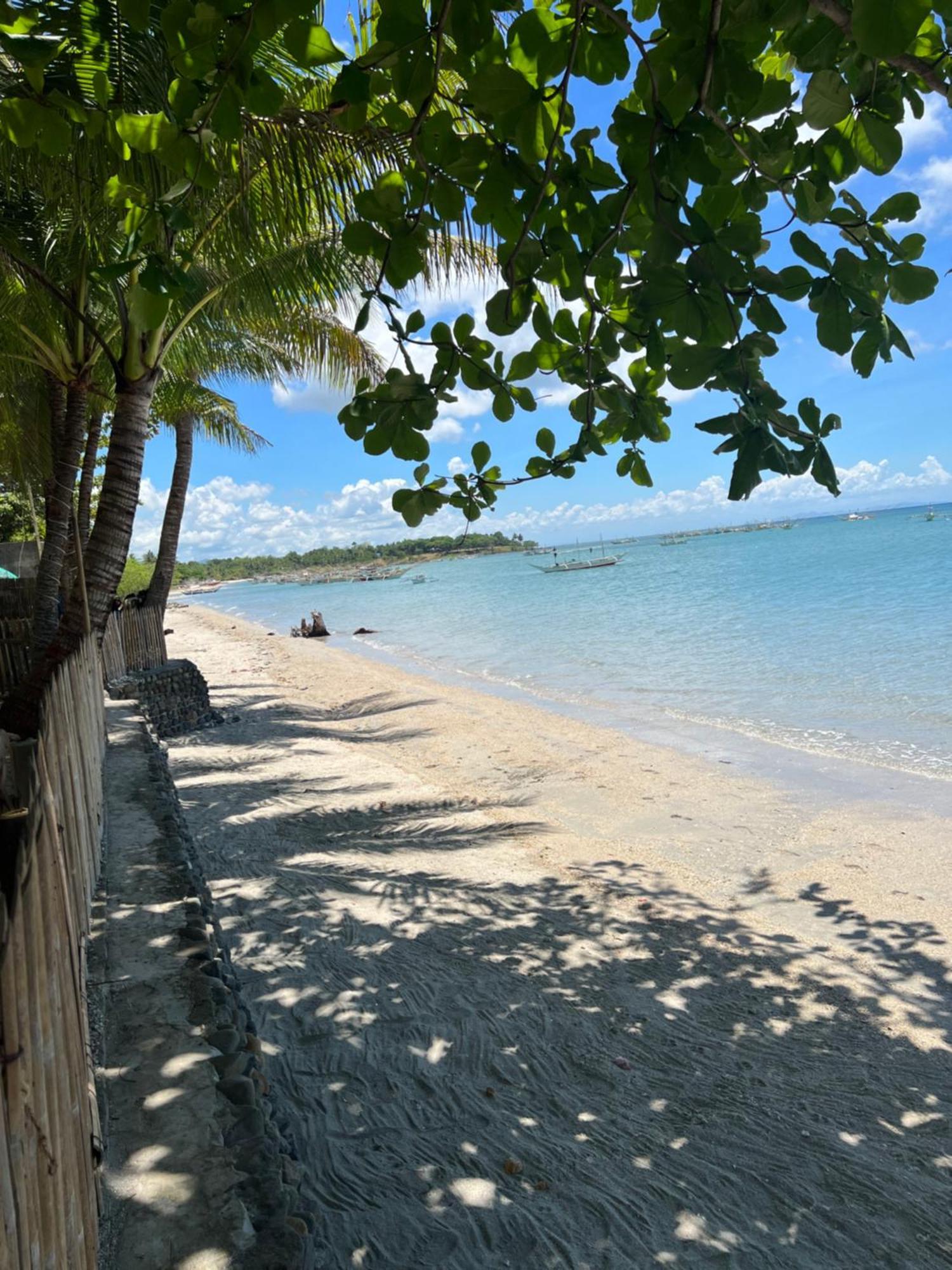 Treasure Beach Resort Carles Ngoại thất bức ảnh
