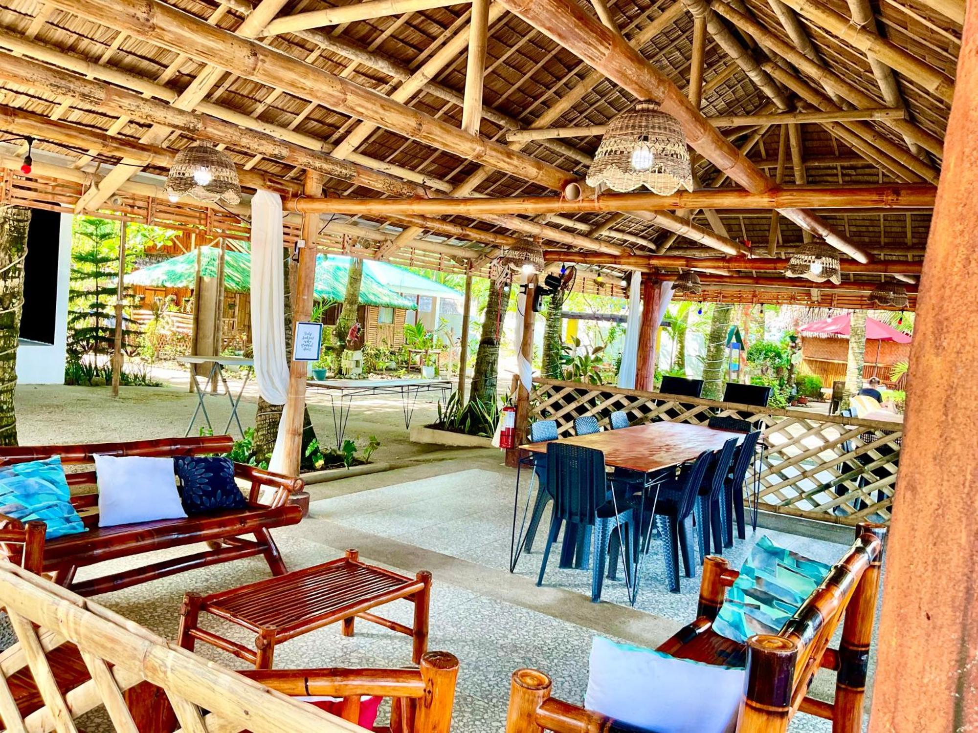Treasure Beach Resort Carles Ngoại thất bức ảnh