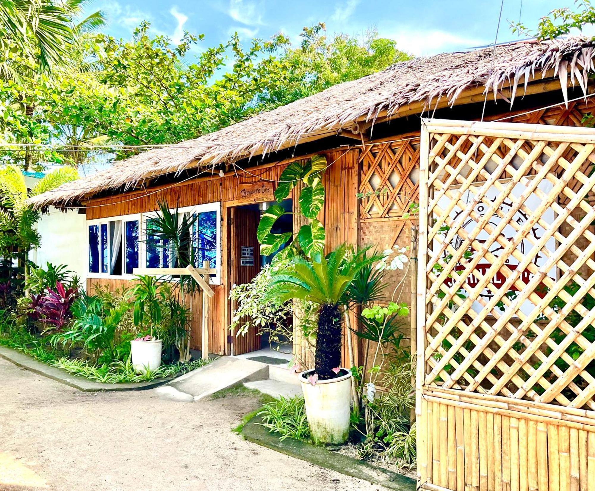Treasure Beach Resort Carles Ngoại thất bức ảnh