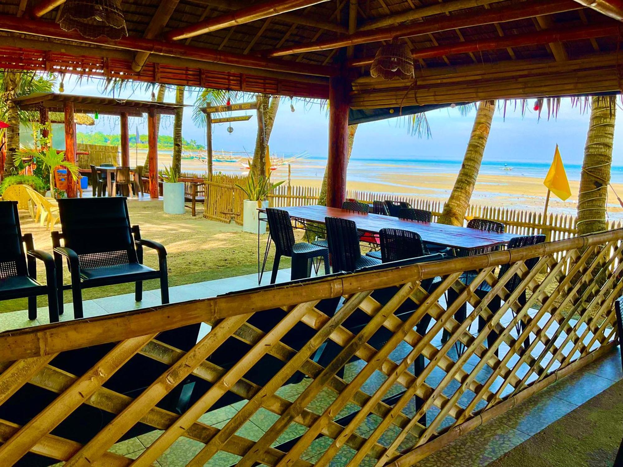 Treasure Beach Resort Carles Ngoại thất bức ảnh