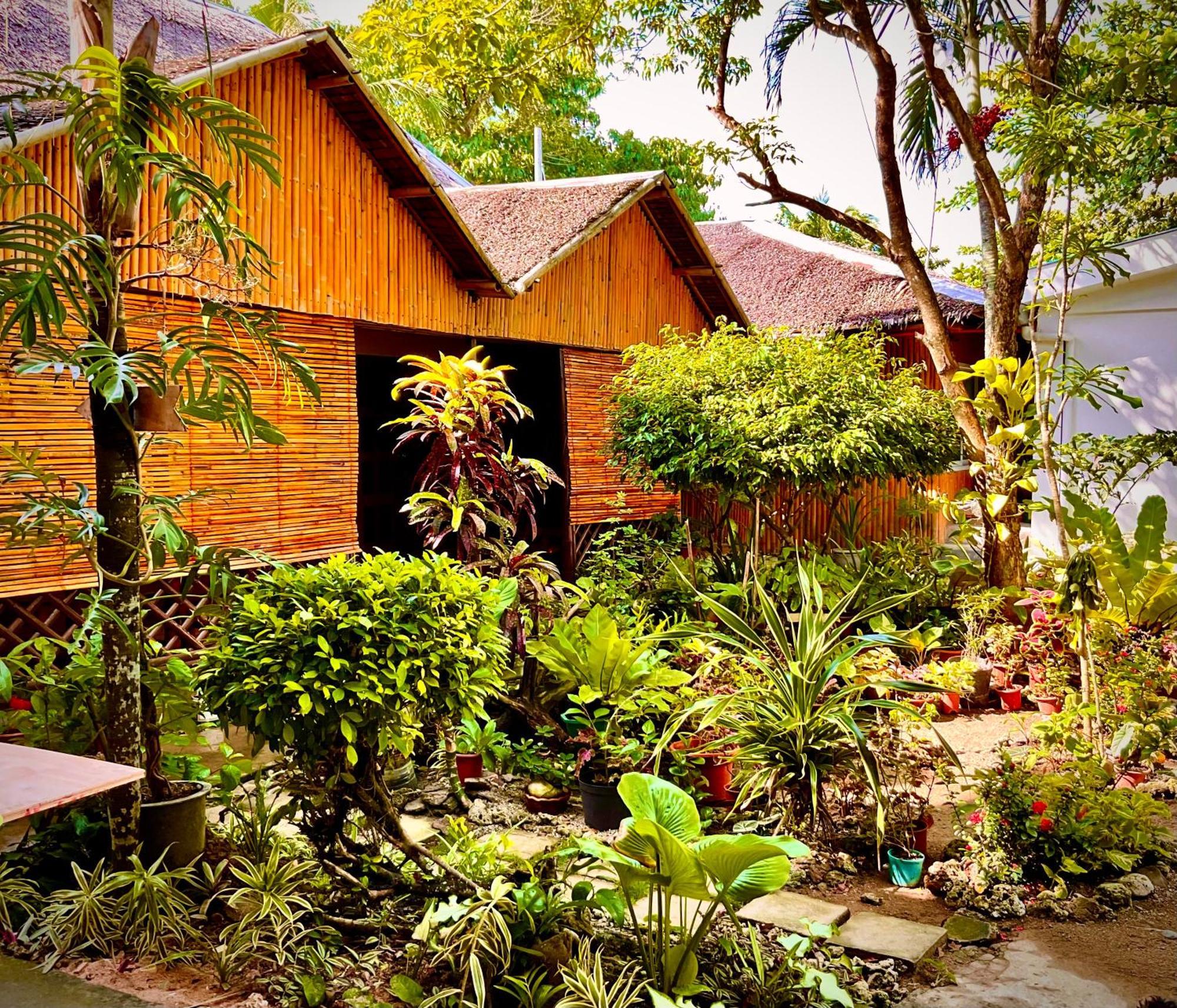 Treasure Beach Resort Carles Ngoại thất bức ảnh