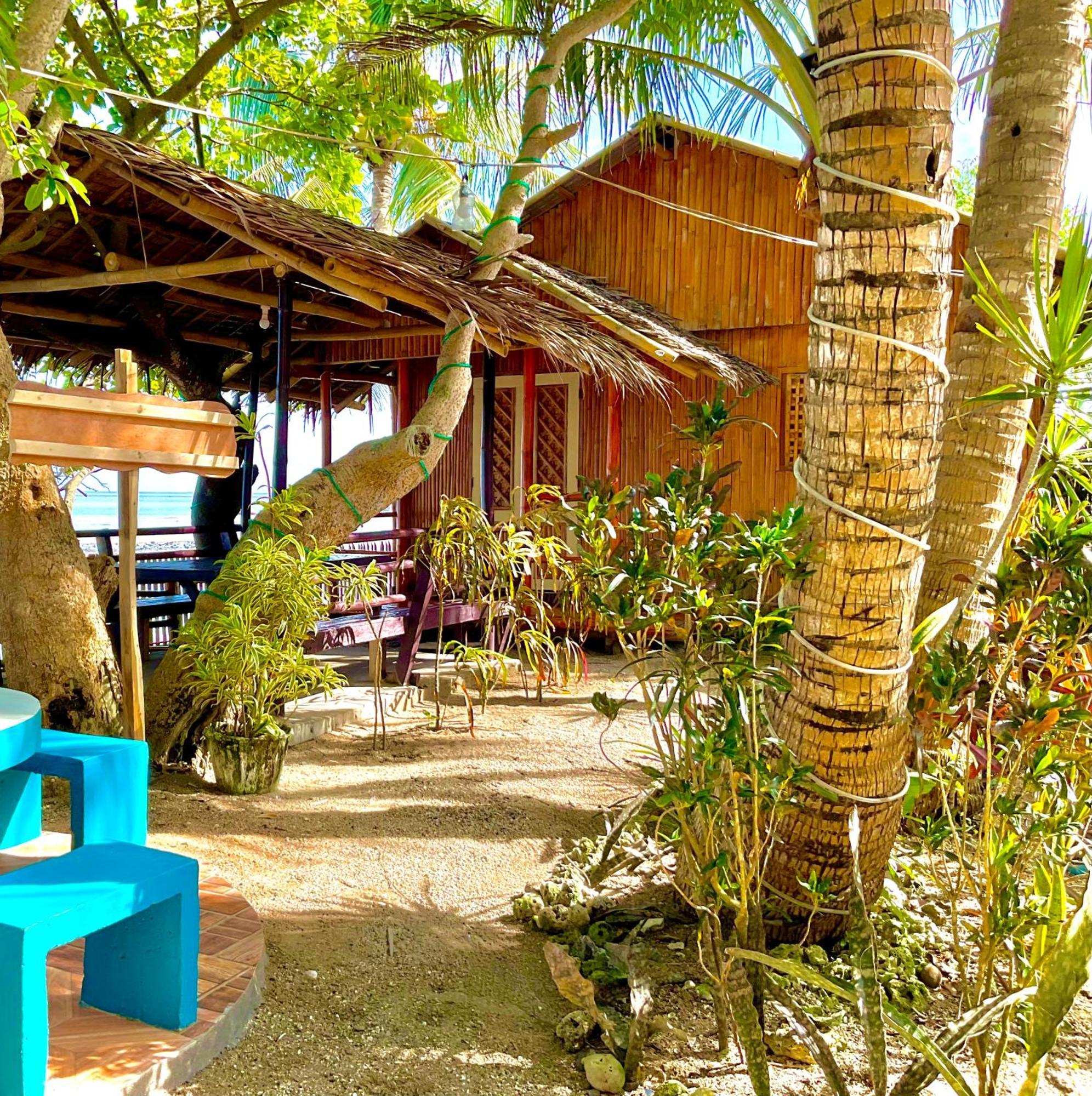 Treasure Beach Resort Carles Ngoại thất bức ảnh