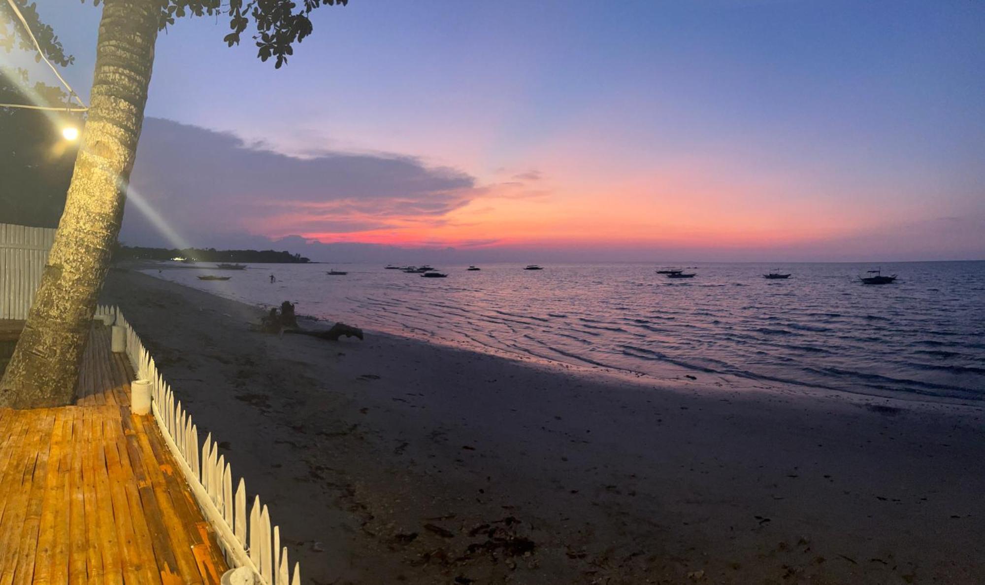 Treasure Beach Resort Carles Ngoại thất bức ảnh