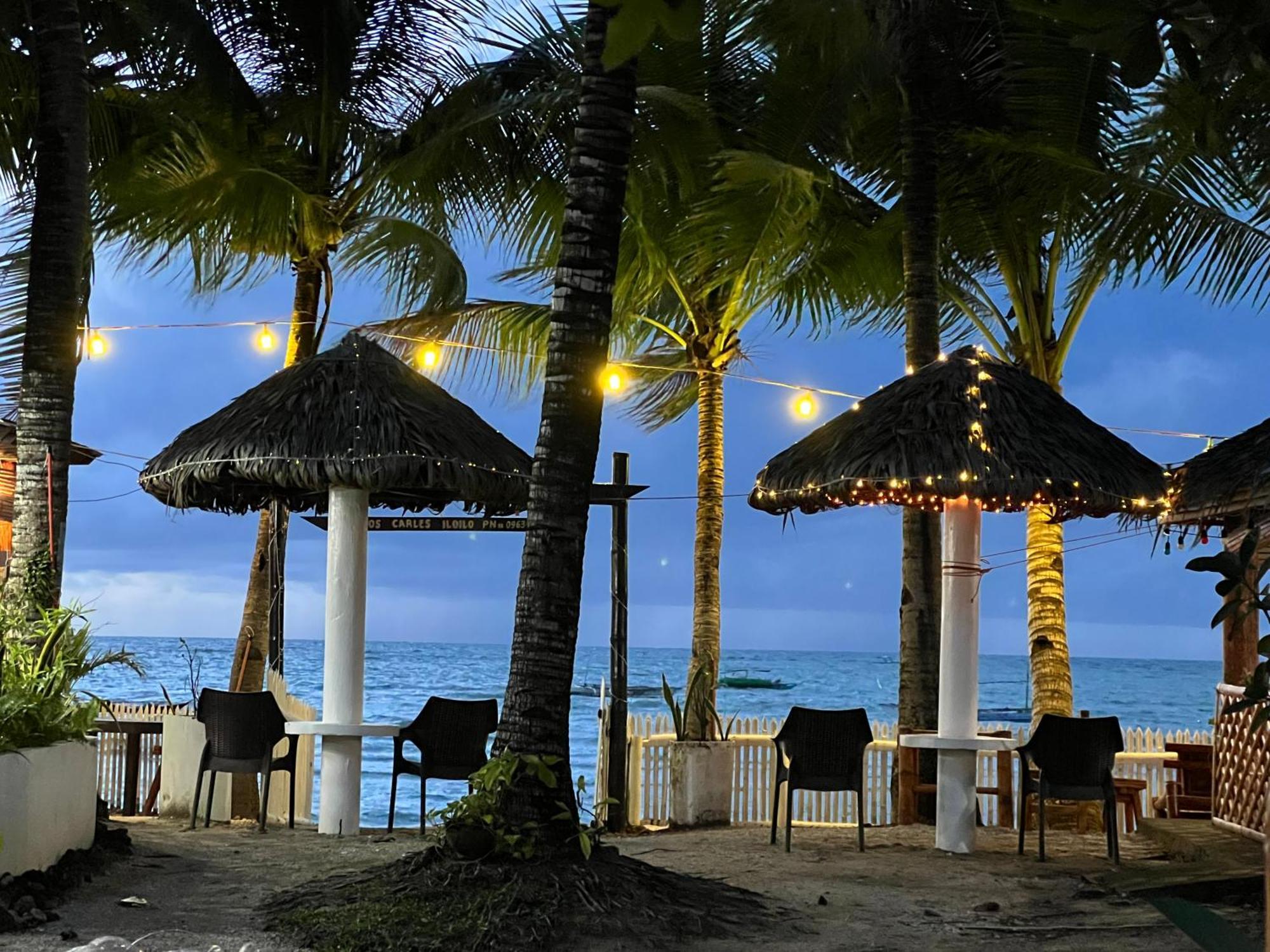 Treasure Beach Resort Carles Ngoại thất bức ảnh